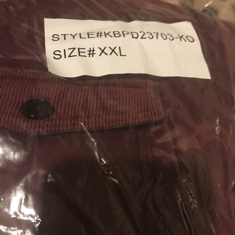 Koolaburra by UGG NWT Corduroy Mid-weight Puffer Jacket in Wine - HOST PICK! ๐ - Picture 9 of 14